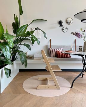 eethoek interieur met kinderstoel van createwow