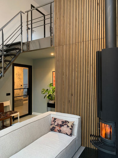 03 D8 A0 F4 1035 4353 9881 5 F94 D4 E8 F728