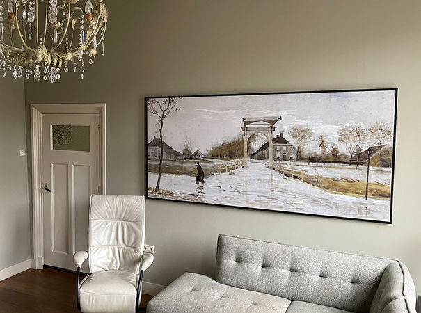 winters landschap schilderij in licht interieur