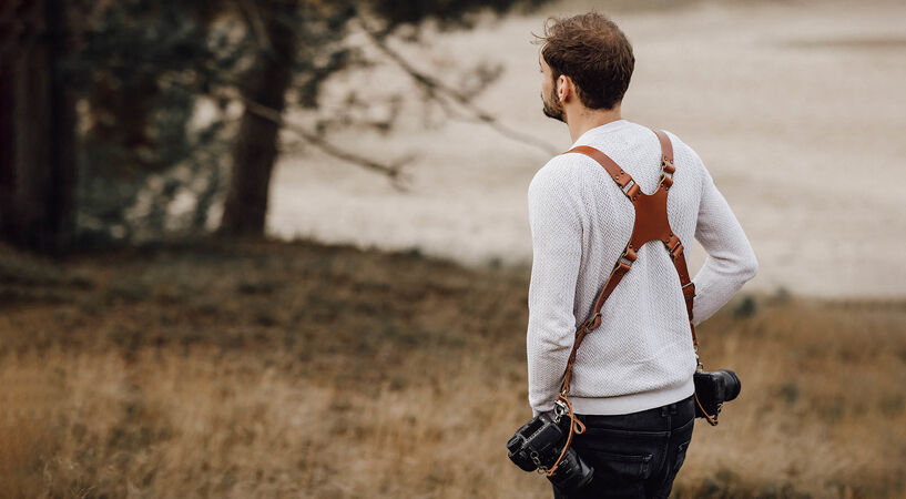 foto hantler voorbeeld met bruin leer