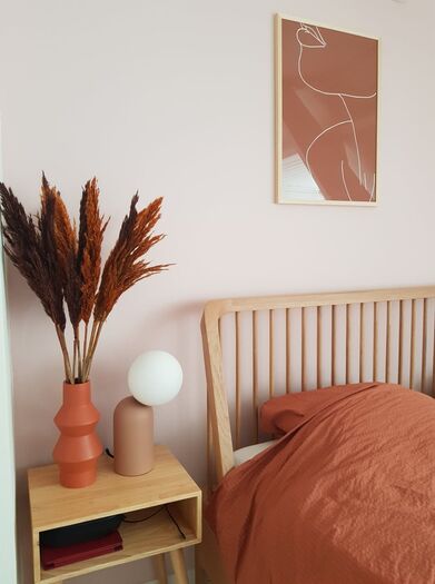 Terracotta Werk aan de Muur slaapkamer