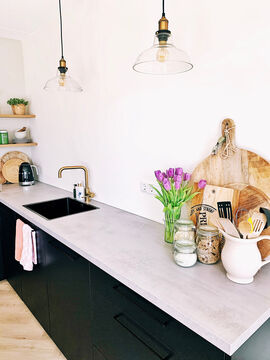 C962764 D 49 E4 4 DB3 85 AF 7 E6 E0 B88 AA98