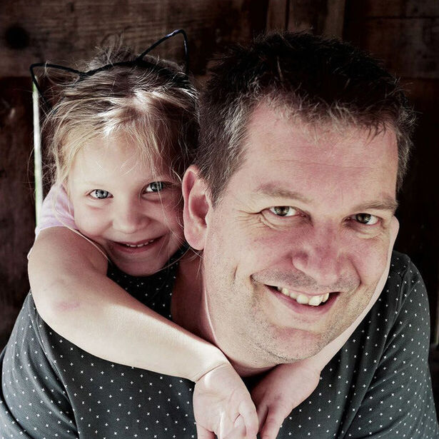 Feike jente header 210323 145448