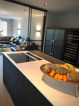 4 B74 FFE7 5 BE1 4740 81 DC 54 B4 D93 E27 A0