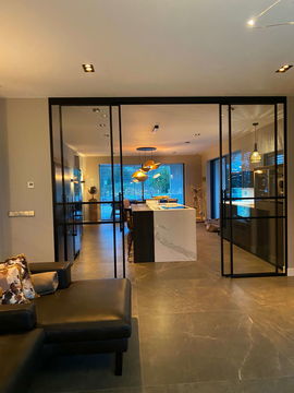 574 E91 C8 0403 4824 AF4 C 957644 CB5 AE8