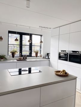 0 C372 D10 6 E90 4341 9 F74 B7 CDA8 E69953