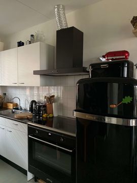 zwart witte keuken